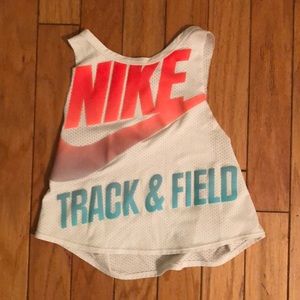 NIKE CROP TOP